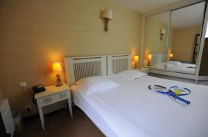 Hotels Le Cap Hornu : photos des chambres