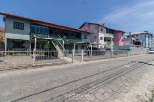 Apto 2 Quartos a 650 m da Praia BEN0006