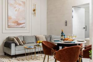 Before making request, read my profile host at the bottom of page # Comfort Apartment in Krakow City Center