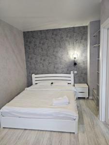 Nyvky Like Home - Файна Таун з басейном - Кв 173