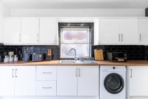 Mauldeth Road Full House