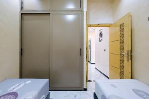 RiadRiad Bollywood-Dream Stay B