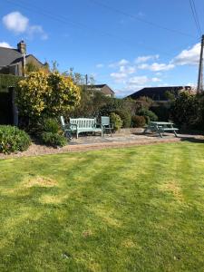 The Bryn Abersoch, lovely garden, sea view