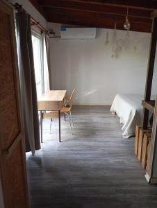 Cabañas Piedras del Xanaes, colindantes al río