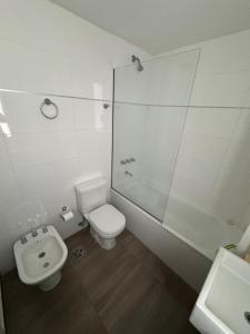 Check and Home - Sarmiento III - 4 Huéspedes