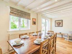 3 Bed in Keswick oc-sz335