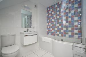 1 Bed in Saundersfoot oc-pw9172