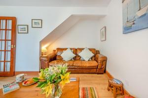 3 Bed in Broad Haven oc-w27772