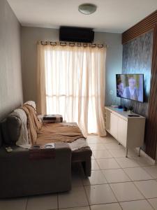 APARTAMENTO COM AR NA SALA e QUARTOS