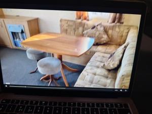 Space for 8, pet friendly with pool and 3 mins to the beach! Leysdown On Sea, Kent