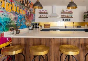 Mrs Butlers Stylish Mews House Central Brighton Great Prices