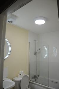 Modern Elegant Central Dublin Apt with Free Parking