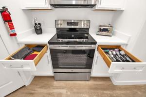 Bear Lake Table by CDH