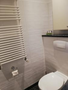 Blanker Hans, App 81