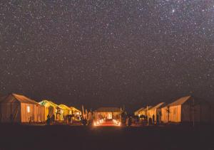 Top Desert Camp