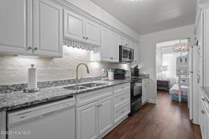 Oceanfront- Available This Weekend! Come Escape!