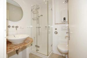 Bismarckstraße 5a, App 3