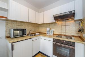 Bismarckstraße 5a, App 10