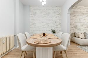 Prime Central Sofia Living Modern 2BR Apt