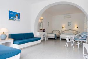 Kamari Hotel Myconos Greece