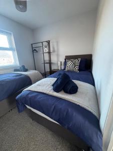 Oakleigh Way, Carlisle - 2 Bedroom, sleeps 4, Fully furnished