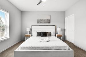 Modern Ocala 3BR Home Smart TV Fast Wifi