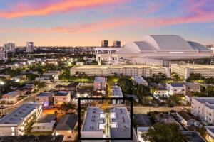 #102 Brand New 2BR 2BA near Brickell, Marlins Stadium and beach