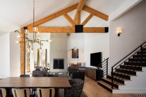 Abode at Cascade Lodge