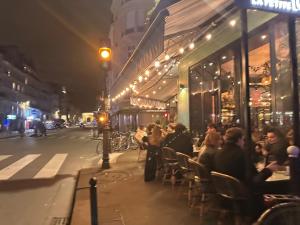 Superbe studio porte saint Martin