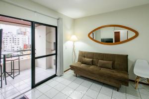 Apto c Churrasqueira a 350m da Praia ILH0503