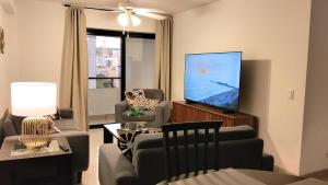 Superhost Modern 3BR 3BA in Central Miraflores