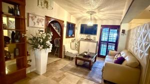 Residence -Casa Roque- 10 min from the consulate