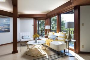 Guest Home Oasis in the Beautiful Berkeley Hills