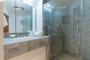 Guest Home Oasis in the Beautiful Berkeley Hills