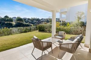 Luxury Garden Apartment - La Cala Golf Resort - Large Terrace & Pool