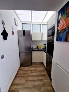 VV Tropical Sun and Palm "by henrypole home"