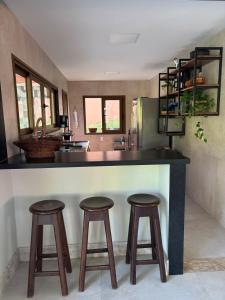 "Recanto de Nina" Linda casa com 4 suítes em Imbassaí