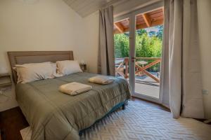 Casa de barro con pileta, ideal familias y parejas