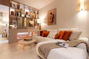 Love Room Dora Maar Bath and Luxury