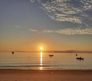 Linda casa à beira-mar