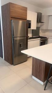 906 Central and comfortable apartment CAS VISA AudGNP