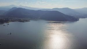 Quiet home near the lake