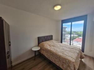 Cerca de todo, con parking