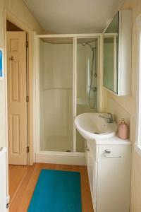 Rohannah A and C Ultimate Retreat