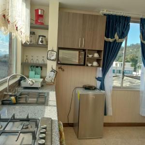 Departamento azul de 2 hab en la Victoria, cerca de universidades con garaje