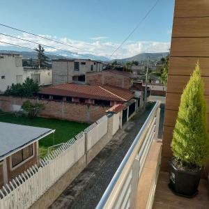 Departamento azul de 2 hab en la Victoria, cerca de universidades con garaje