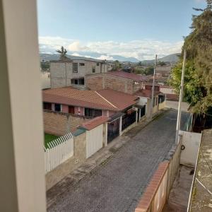 Departamento azul de 2 hab en la Victoria, cerca de universidades con garaje