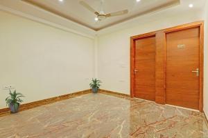 Townhouse Lucky Grand Palace