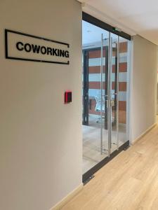 Apartamento con Hermosa vista Tranquilo, Moderno y con Amenidades