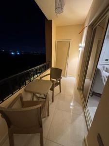 Elegant 2BR Apt 3rd Flr No Lift Katameya Gardens